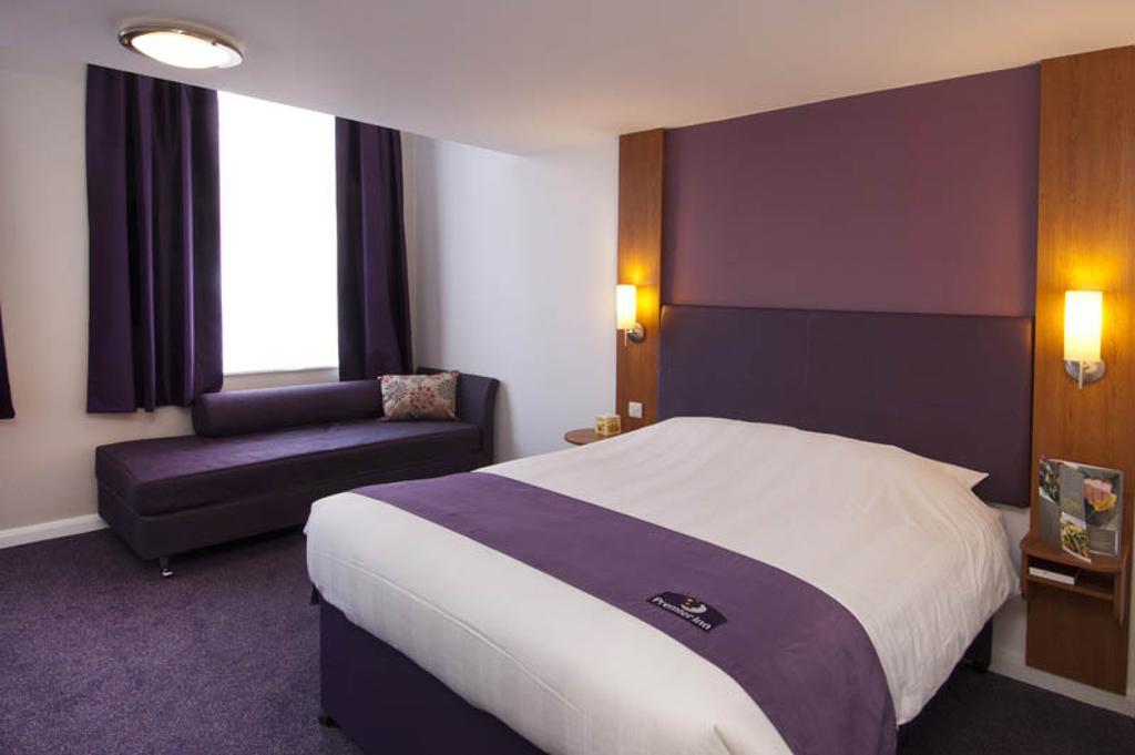 Premier Inn Cardiff Roath Quarto foto